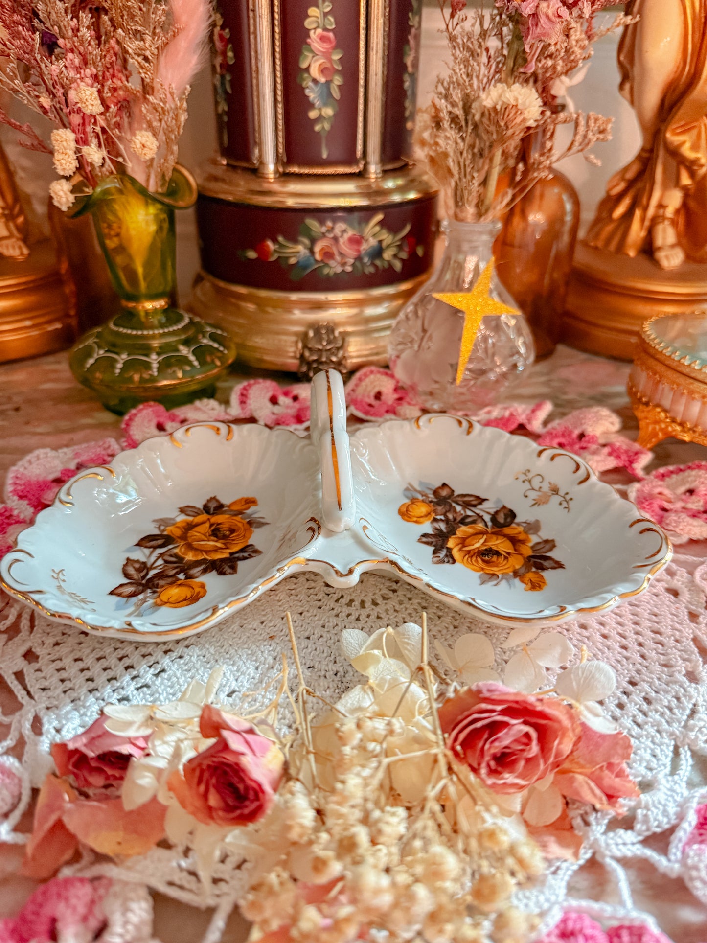 Floral doubled ashtray✨