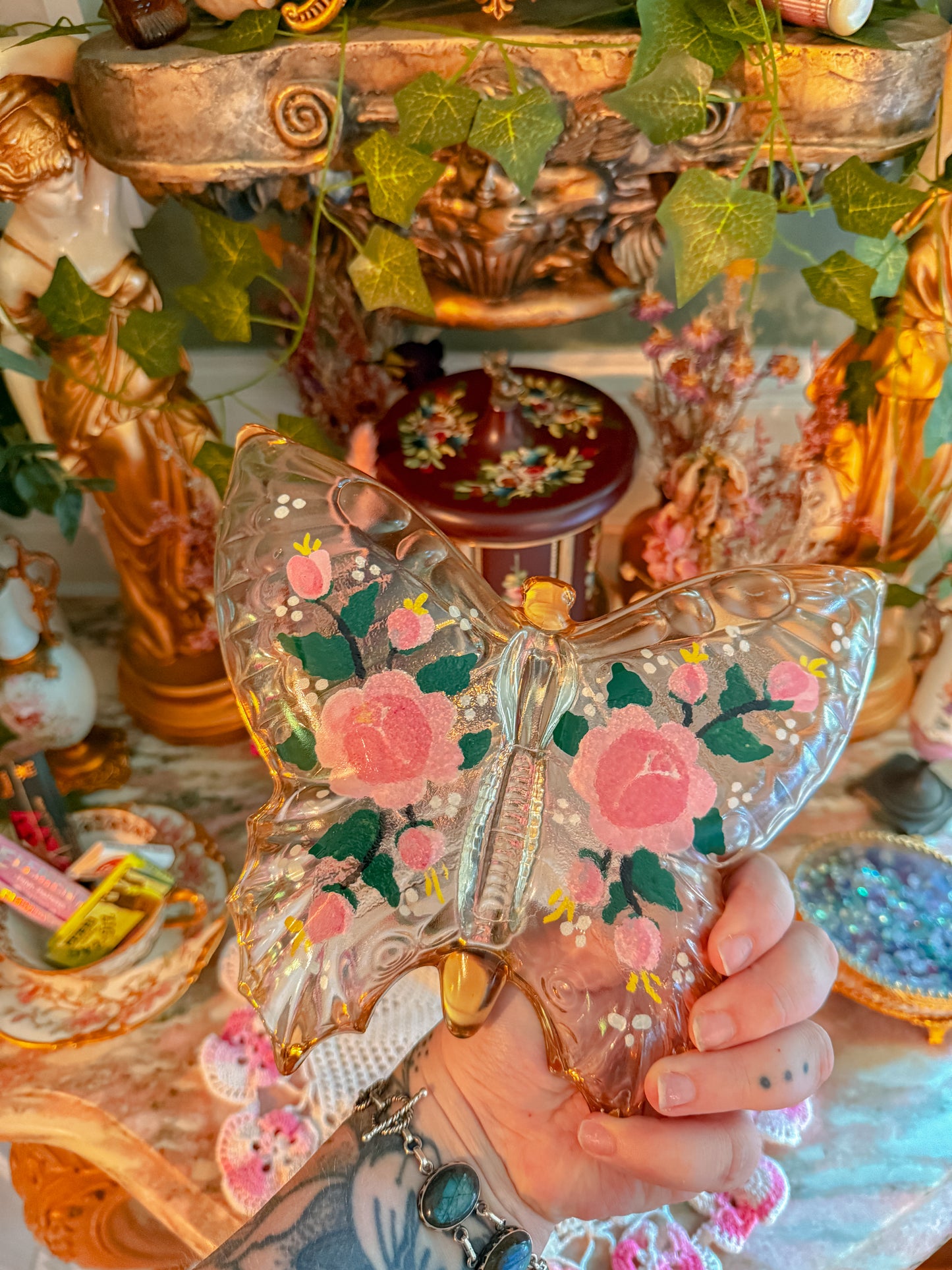 Floral butterfly ashtray✨
