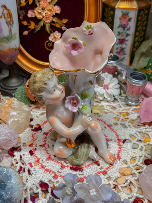 Ucago cherub ashtray✨