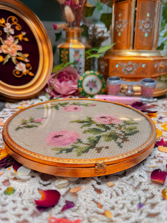 Needlepoint with gold tray✨