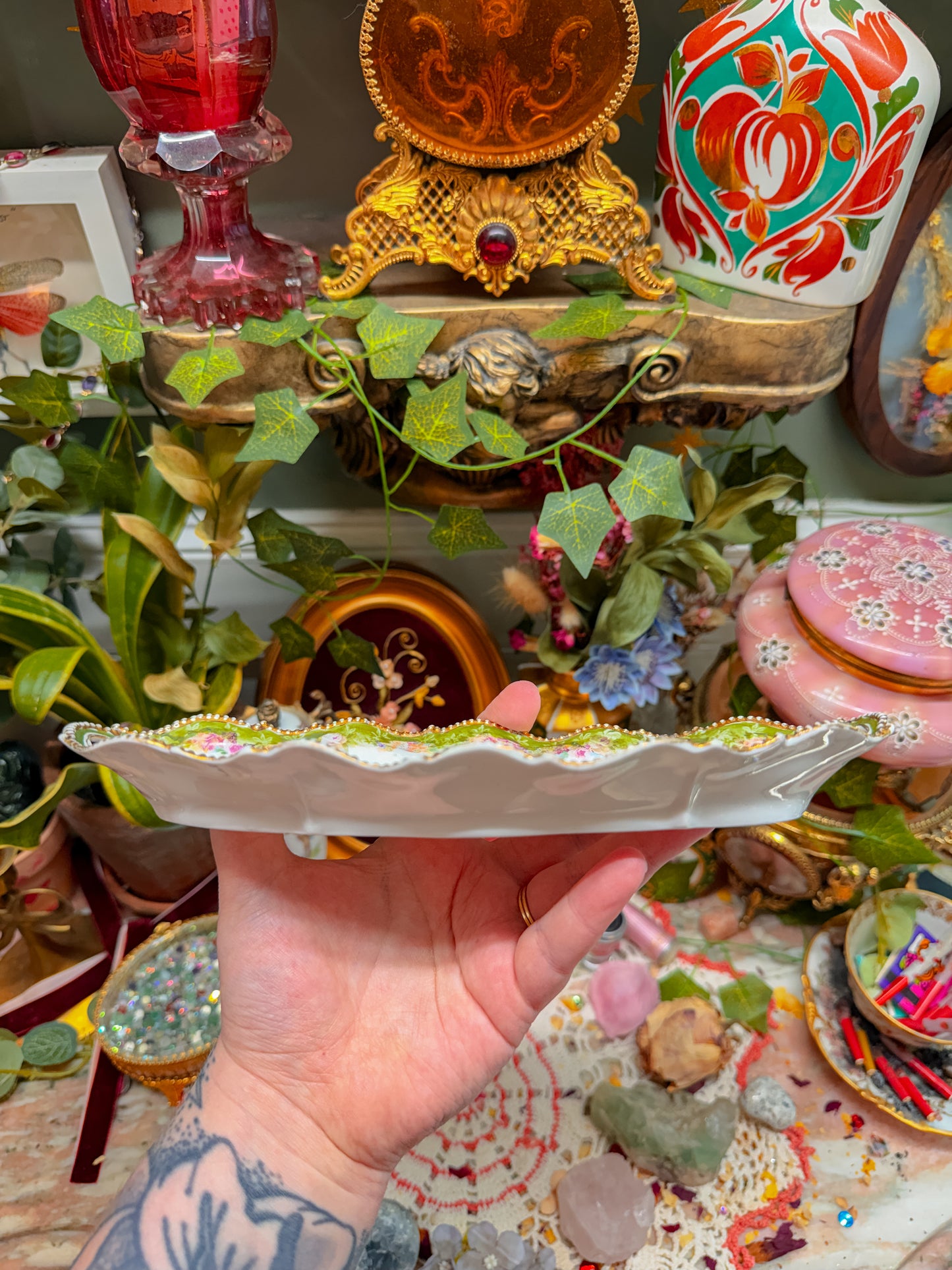 Royal saxe floral rolling tray✨
