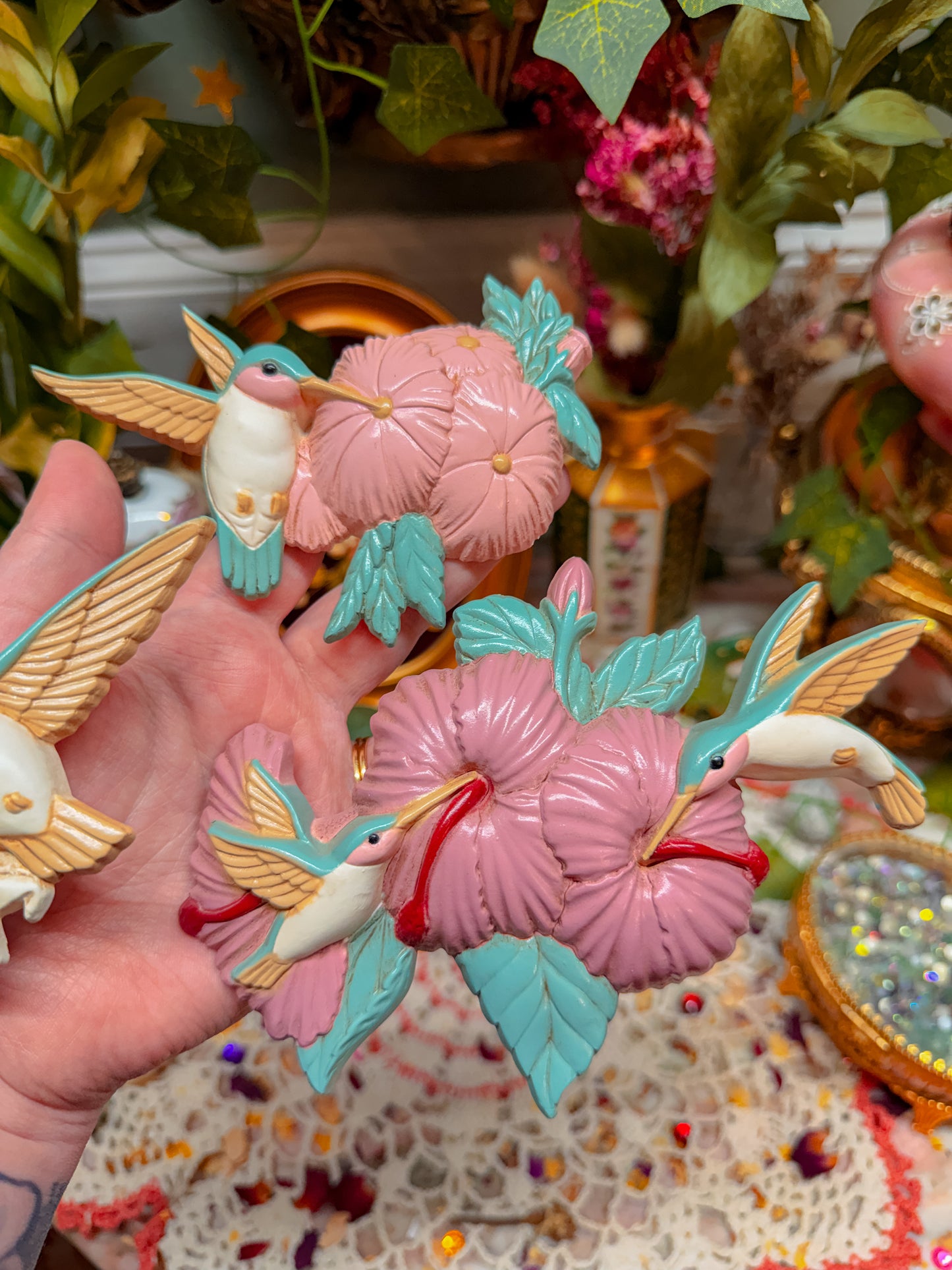 Burwood hummingbird and flowers wall hangers✨
