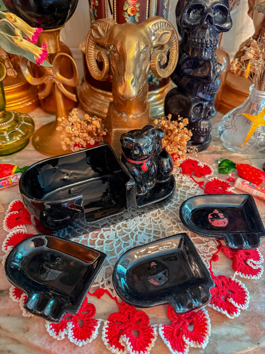 Stacked ashtray/joint holder kitty set! ✨