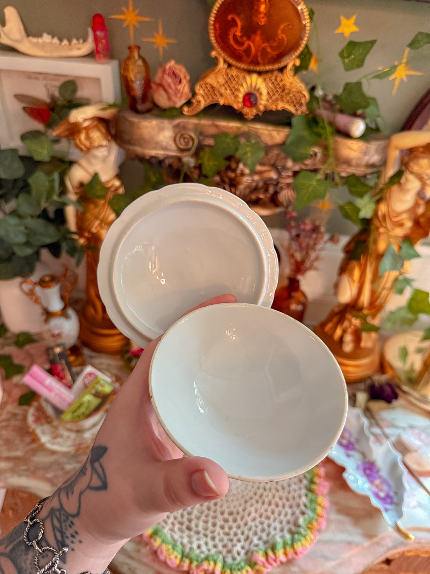 Victorian couple stash✨