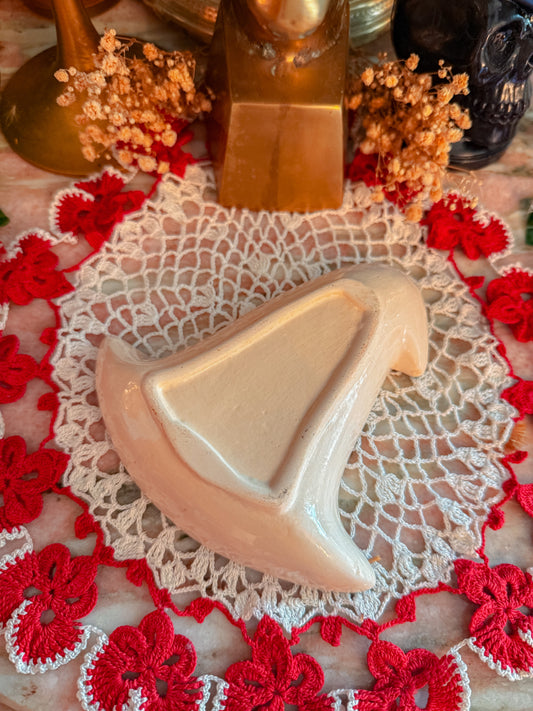 Witch hat ashtray✨