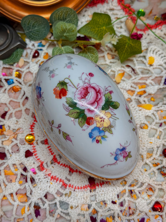 Lefton floral egg stash✨