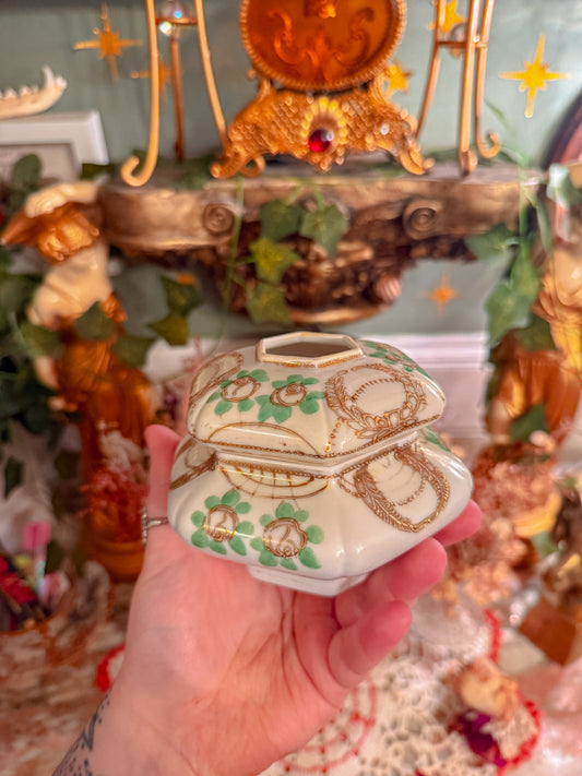 Nippon lidded dish/ashtray✨