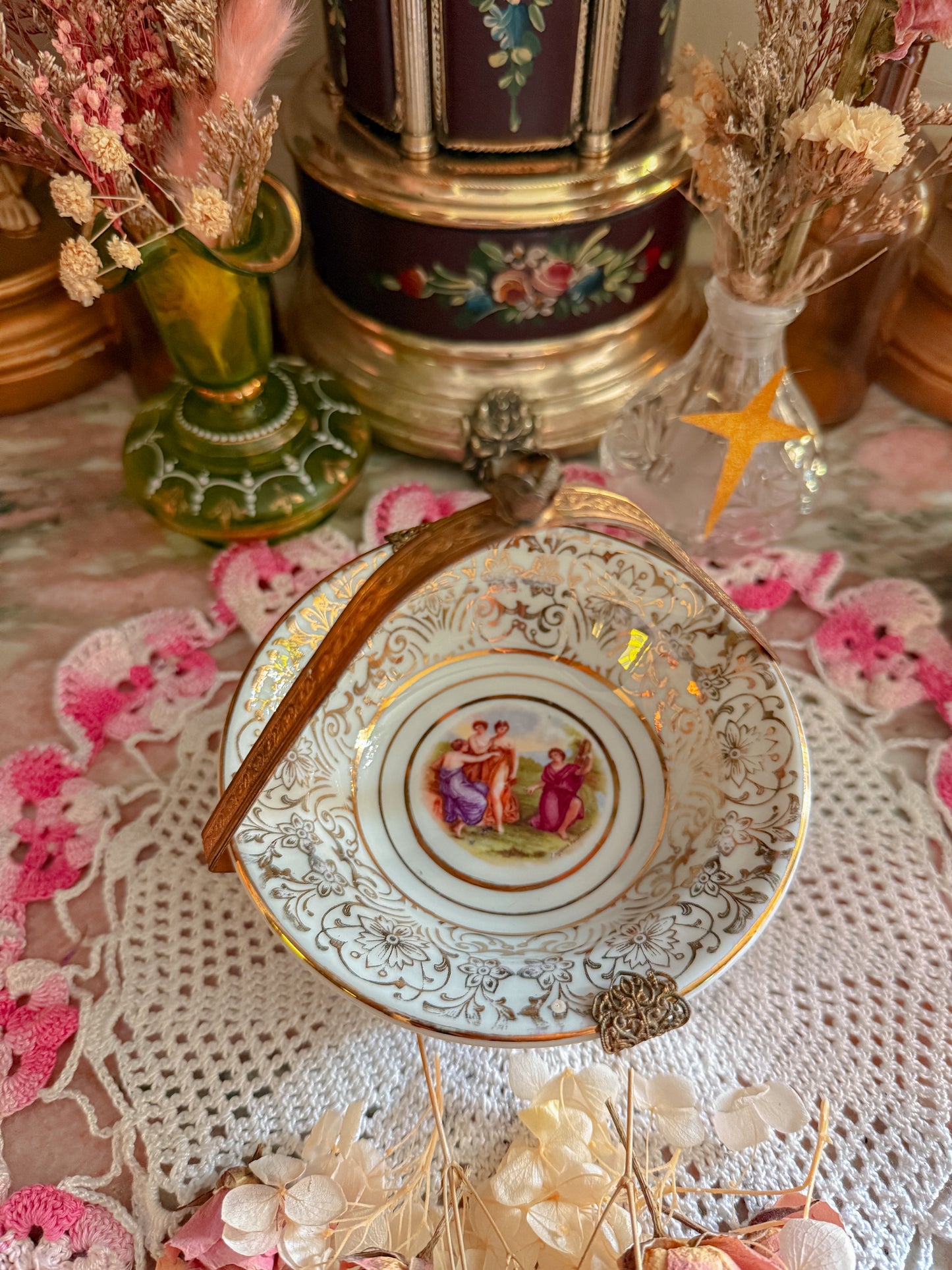 Syracuse 24k handled ashtray/dish✨