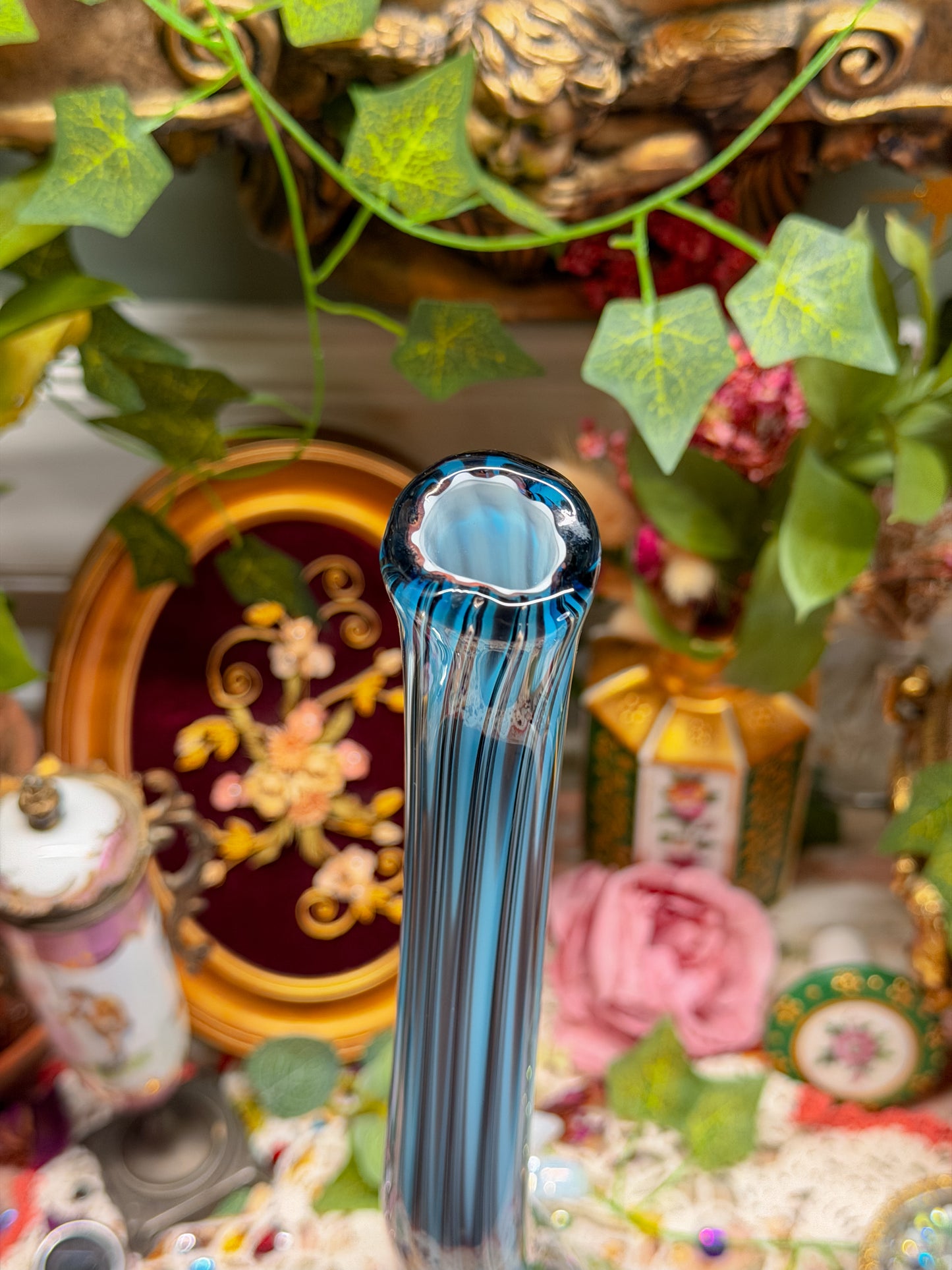 Art glass pulled feather swirl✨