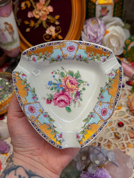 Limoges floral ashtray✨