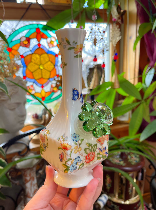 Aynsley floral with butterfly ✨