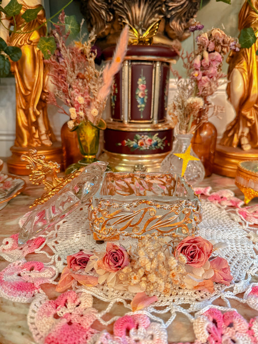 Glass stash with 24k gilted metal✨