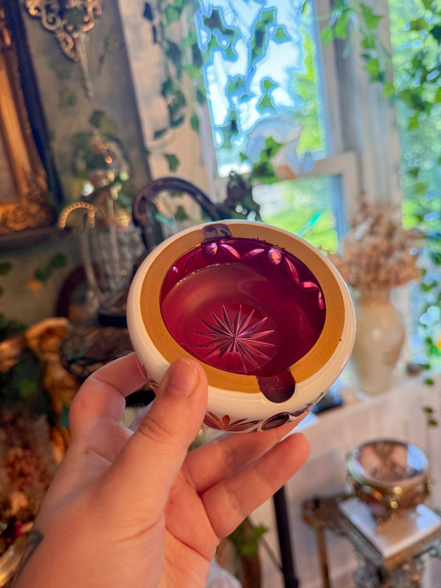 Bohemian 24k cased glass ashtray plus joint holder✨