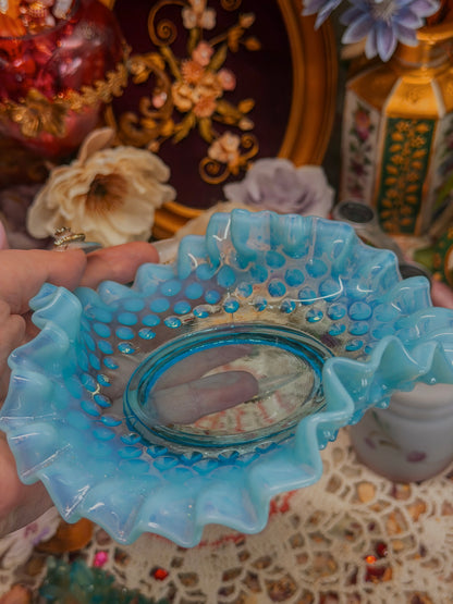 RARE limited edition Burmese Fenton set!!!✨