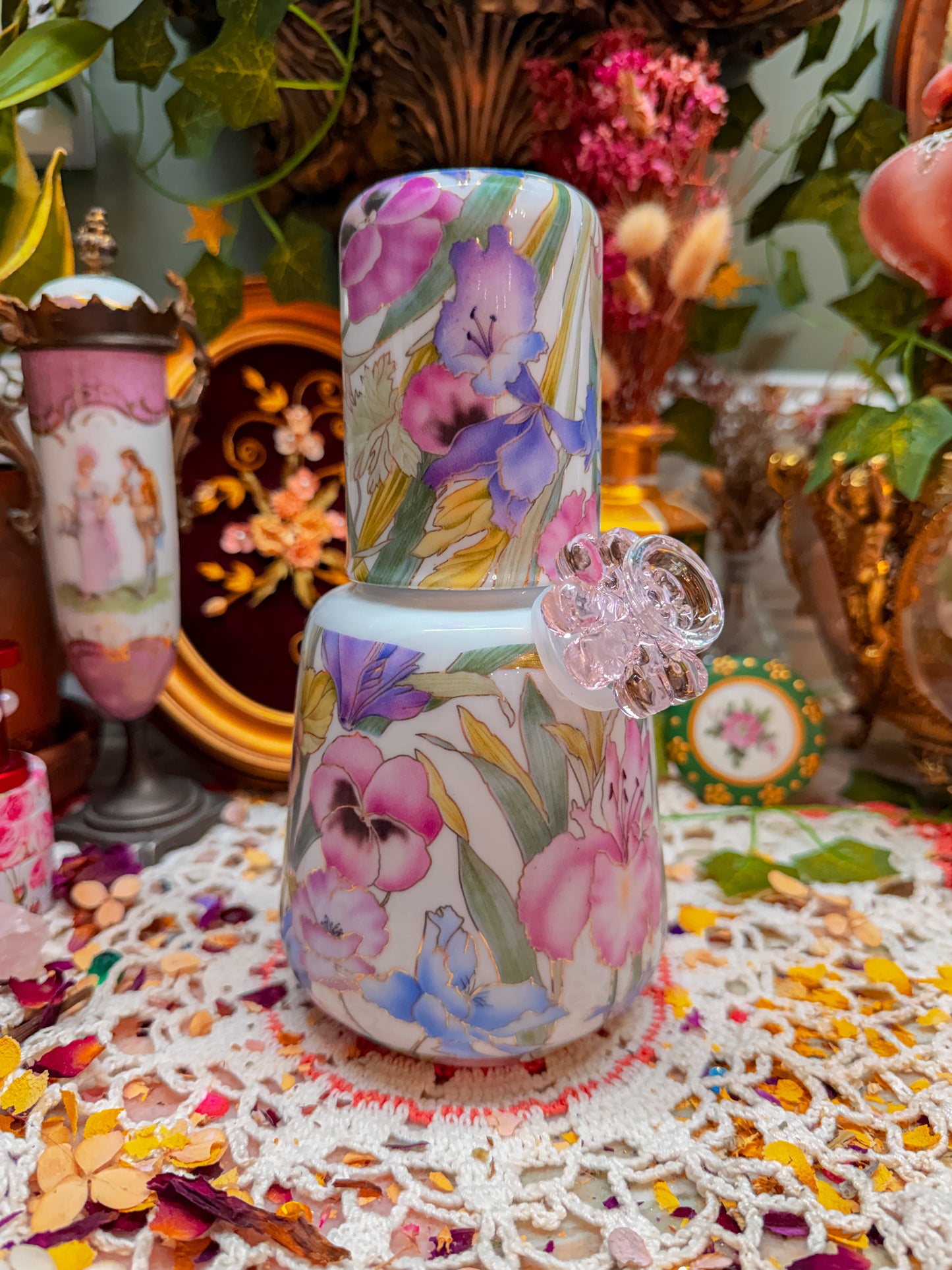 Independent artist floral carafe✨