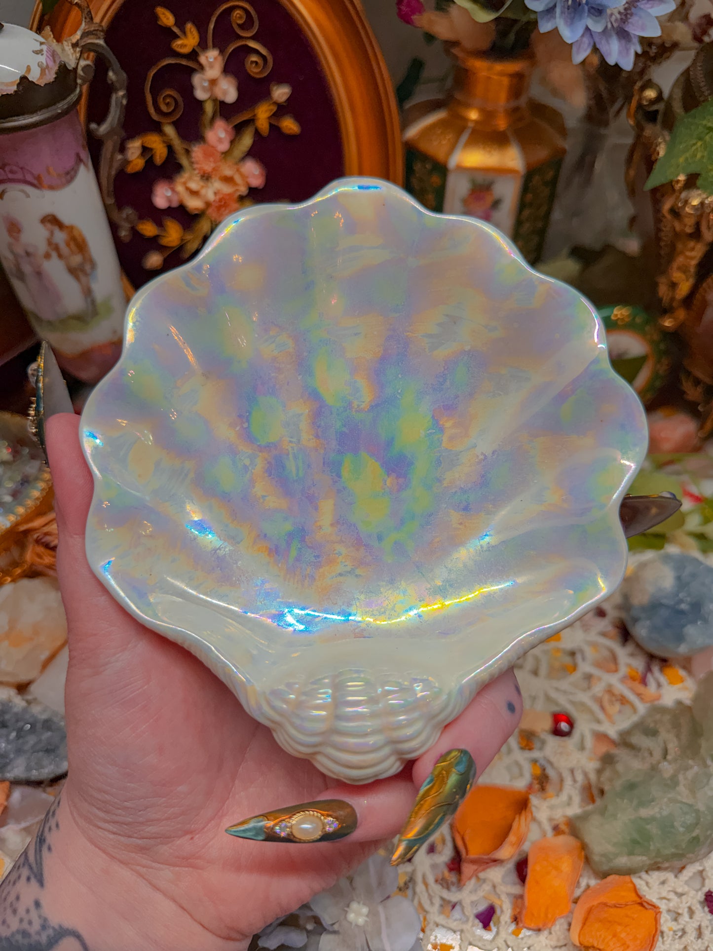 Oil Slick Seashell ashtray✨