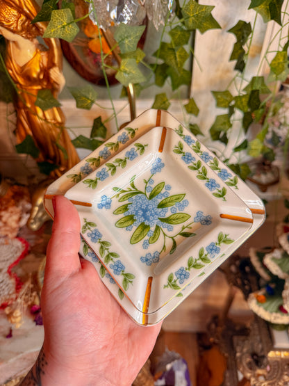 Stacking ashtray set✨