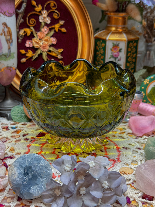 Indiana glass pedestal ashtray✨