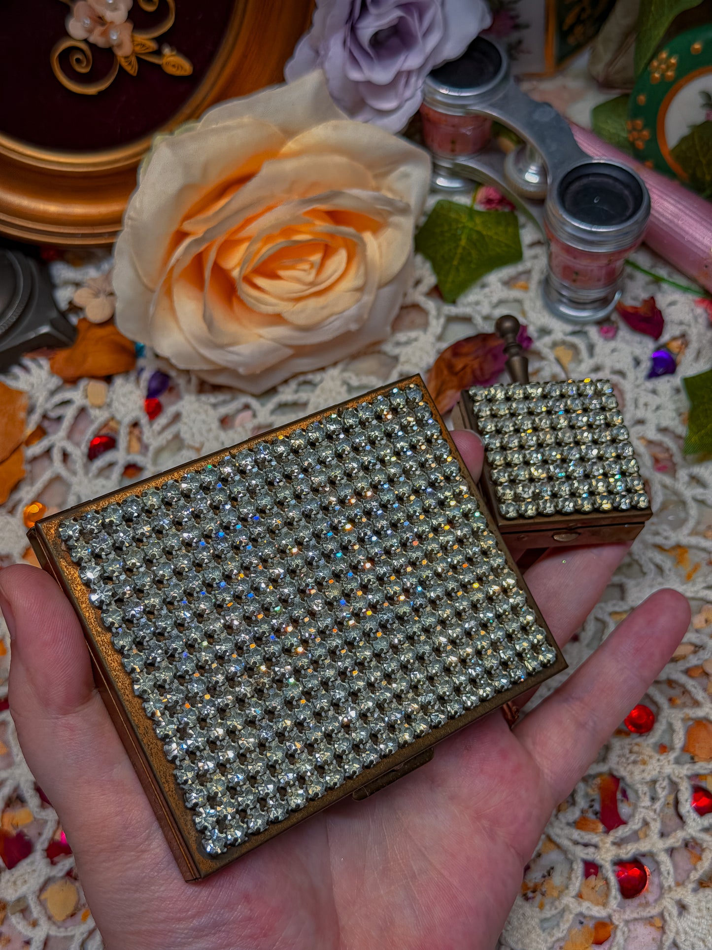 Rhinestone cigarette case and butler pocket ashtray smoke set✨