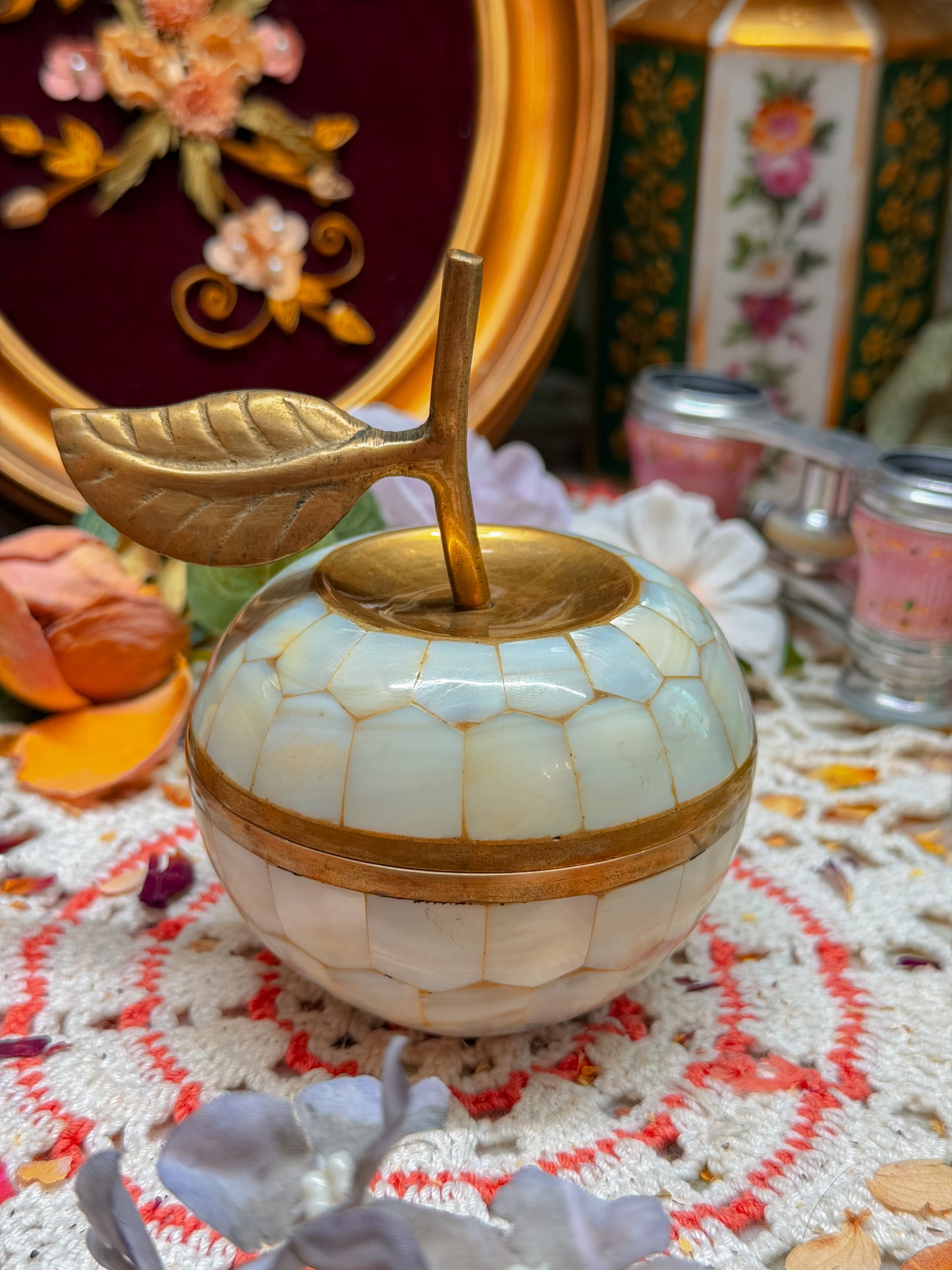 Mother Of Pearl/brass apple stash✨