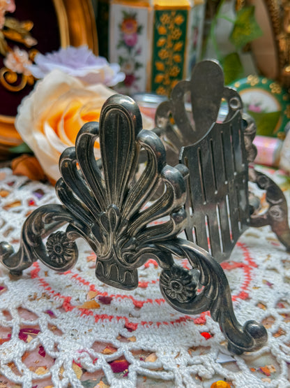 Vintage Silver ornate knife holder✨