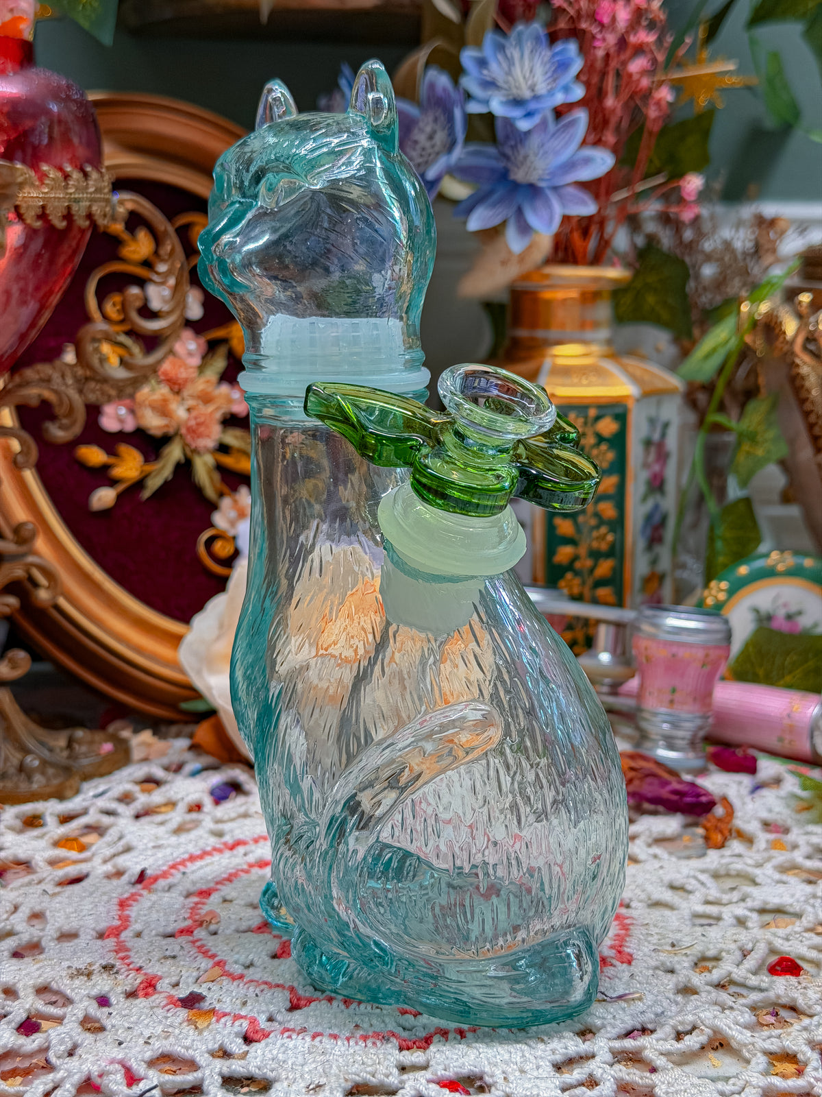 KITTTY BONG!!!!