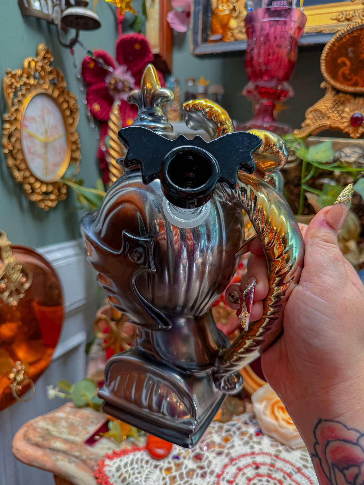 Knight/MUSIC BOX bong🕷️