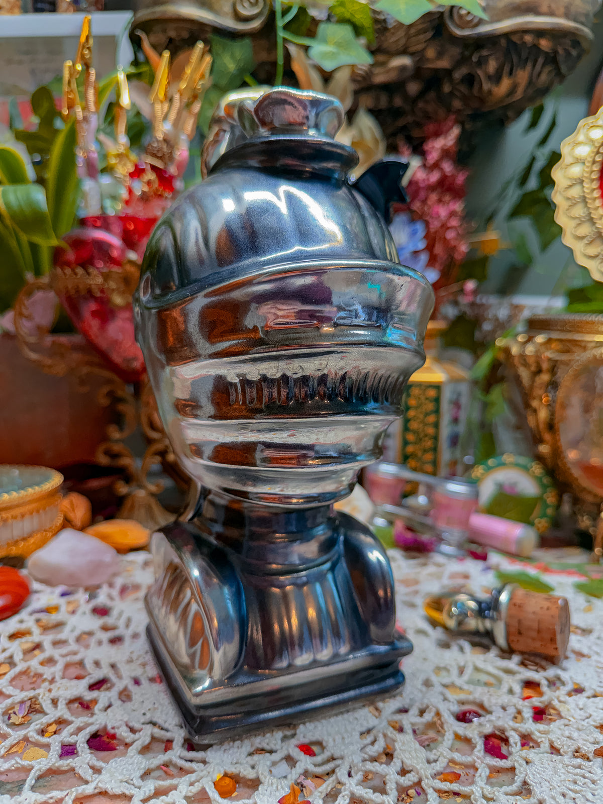 Knight/MUSIC BOX bong🕷️