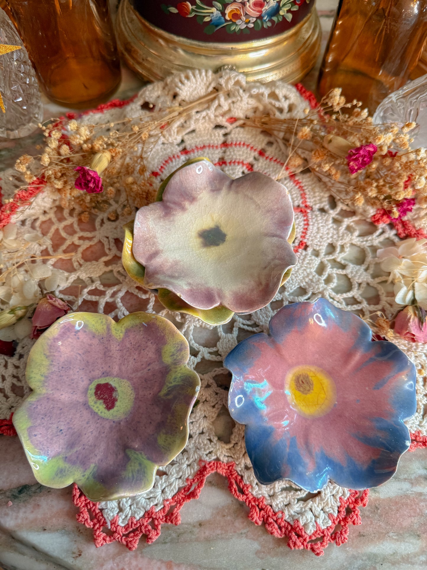 Floral pottery stacked ashtrays✨