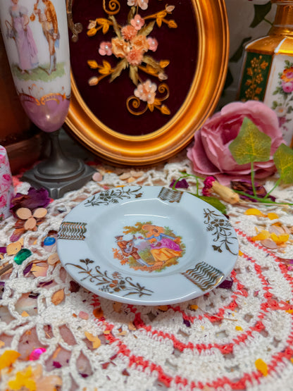 Late Limoges couple ashtray✨