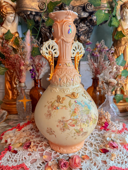 Royal Rudolstadt seashell queen✨