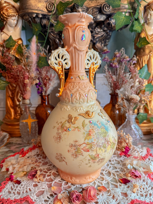 Royal Rudolstadt seashell queen✨