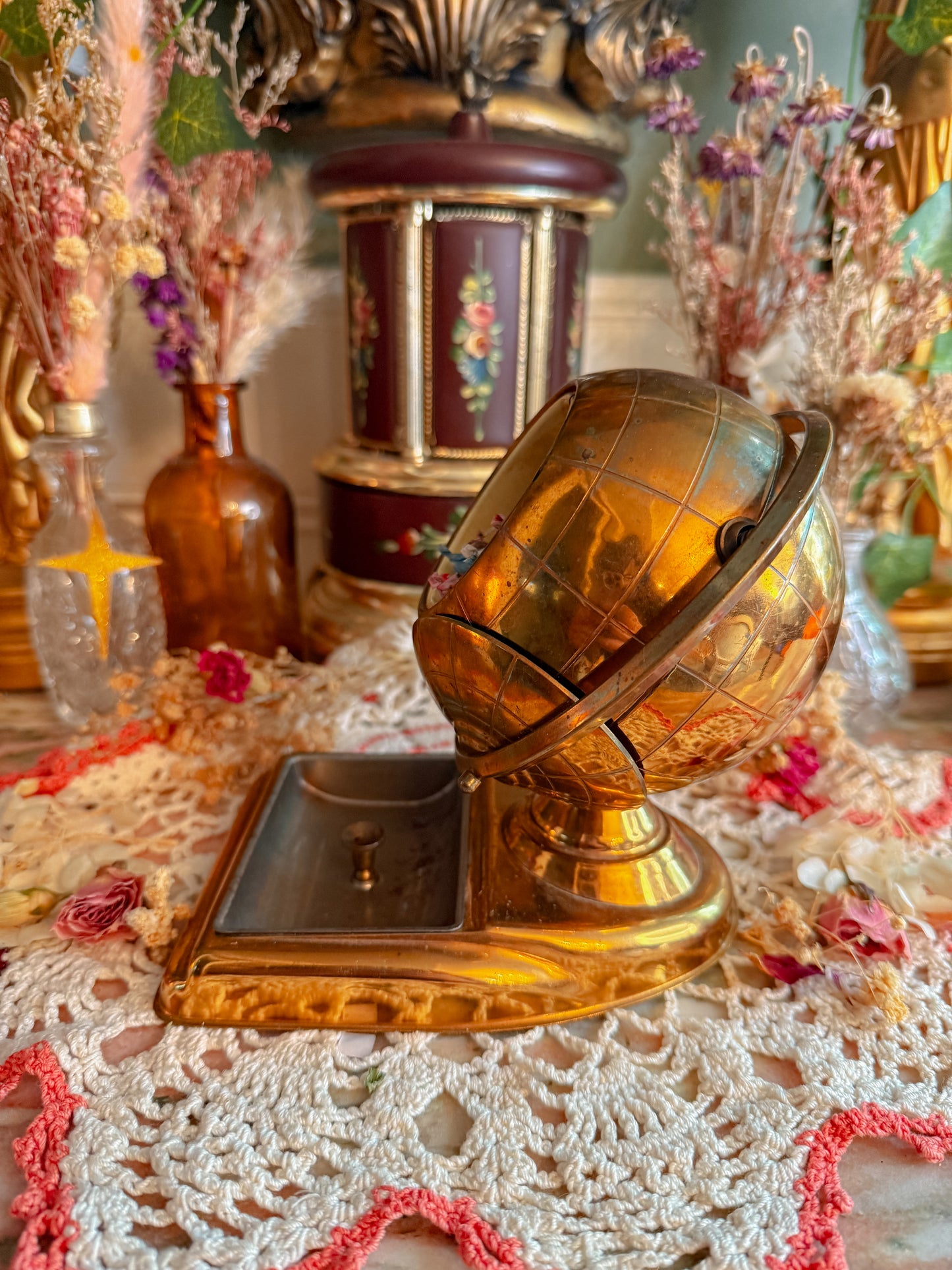 Mid century globe ashtray/joint holder