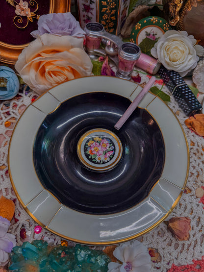 German floral Ashtray✨