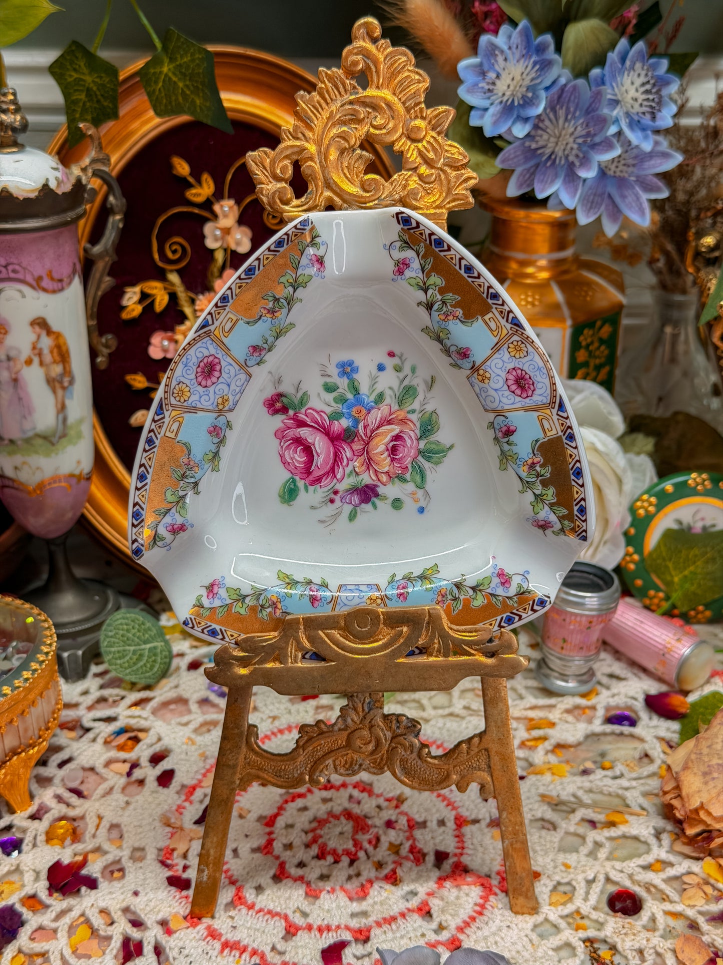 Limoges floral ashtray✨