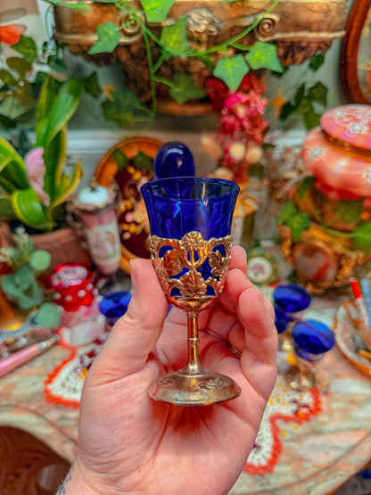 American cut crystal corp colbalt with gems set✨