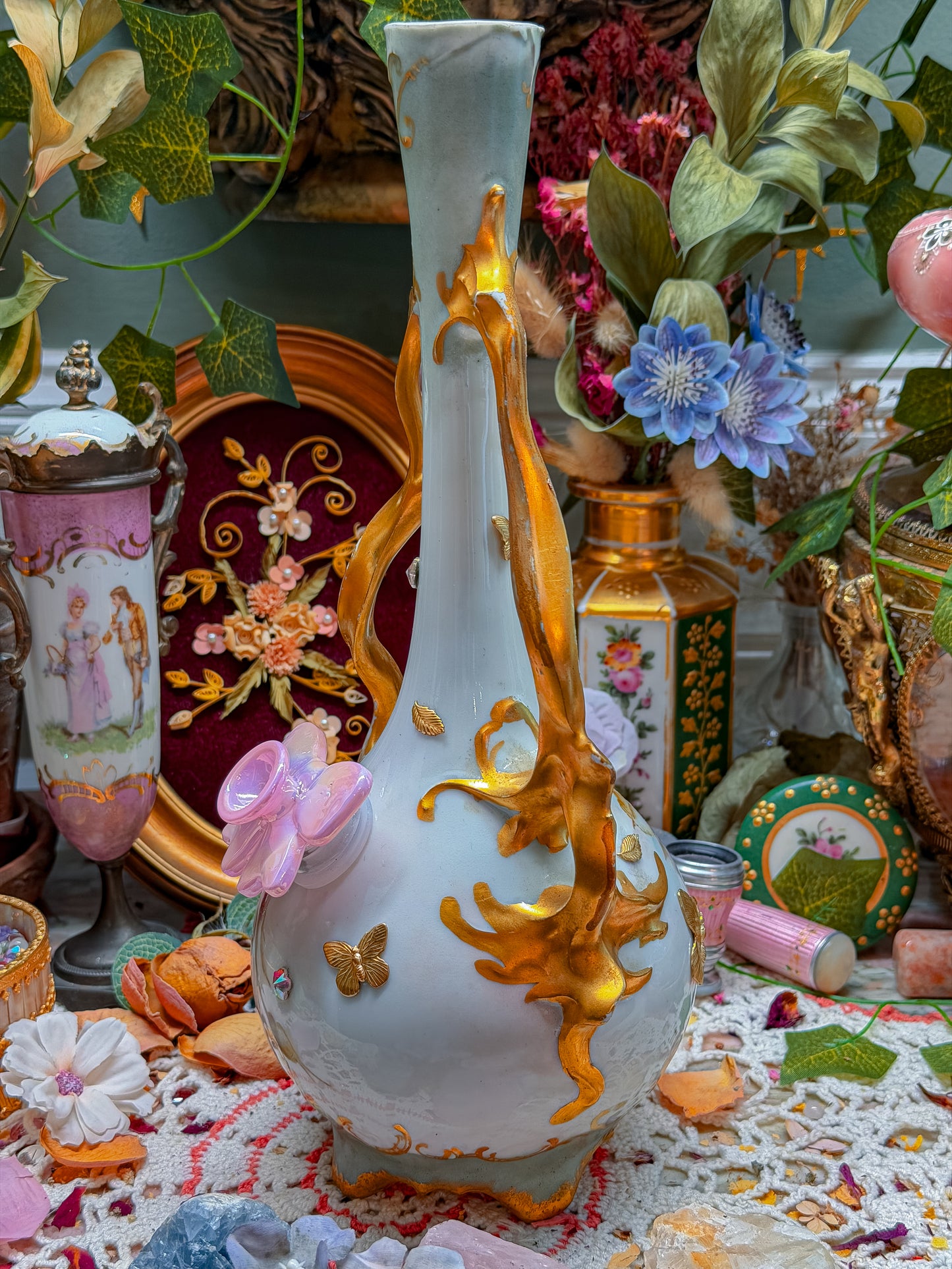 Rare Art Nouveau floral with add ons✨