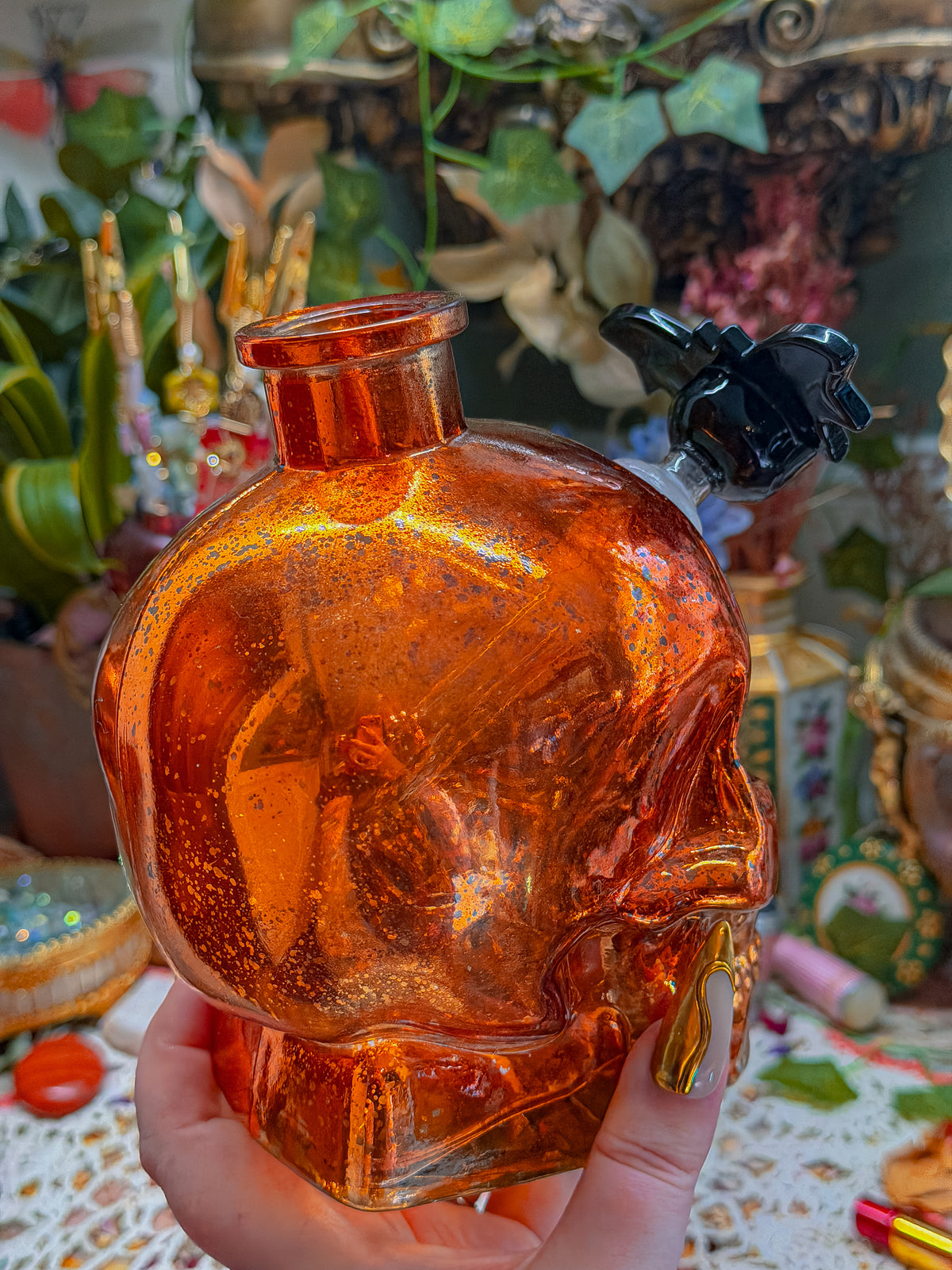 Speckled orange glass skull bong (large)🕷️