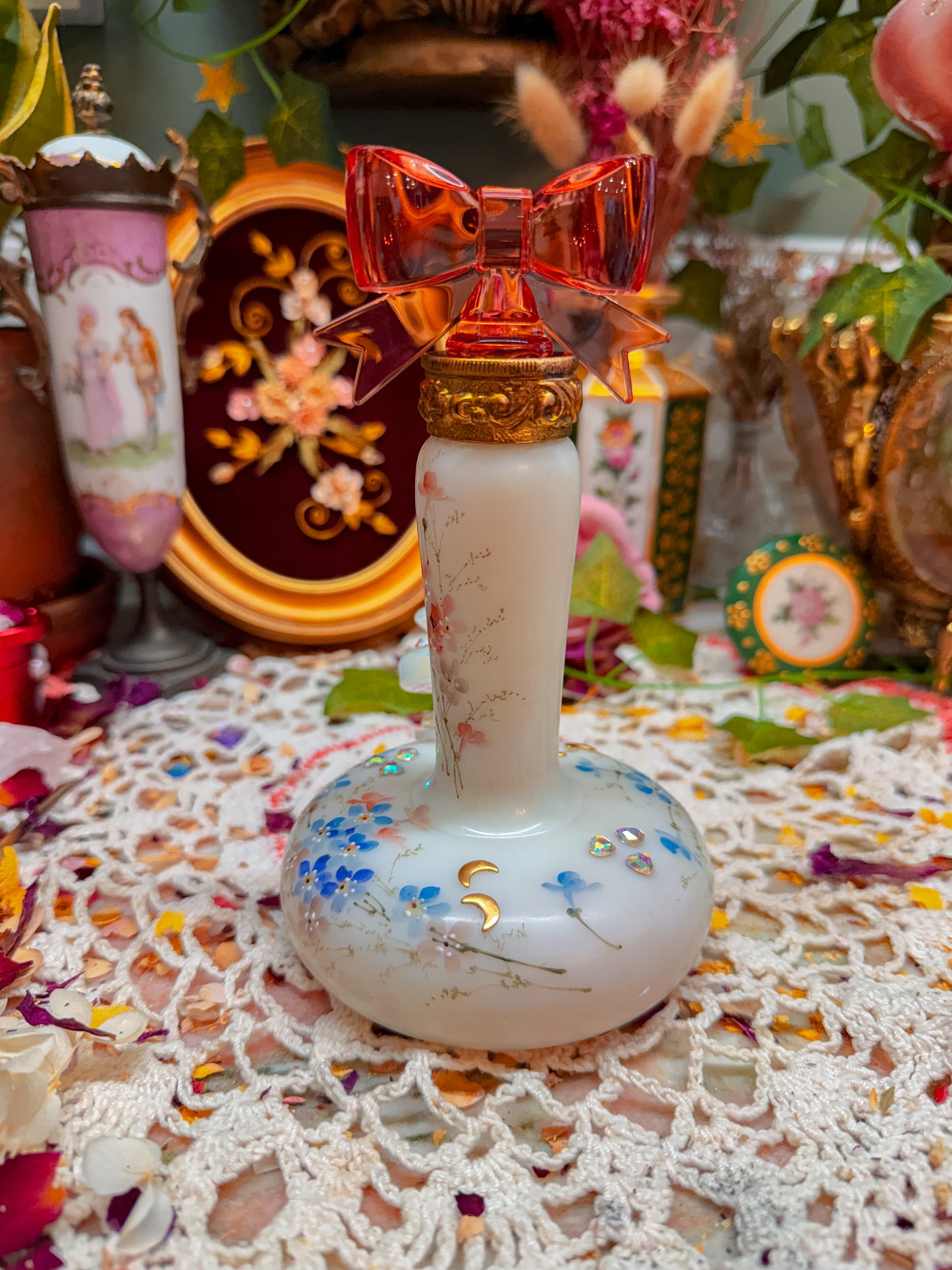 RARE hand painted wavecrest✨
