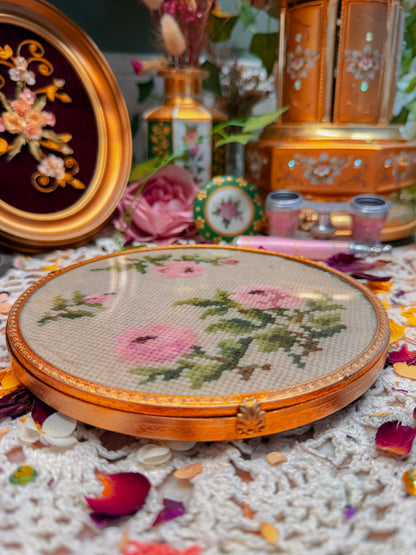 Needlepoint with gold tray✨