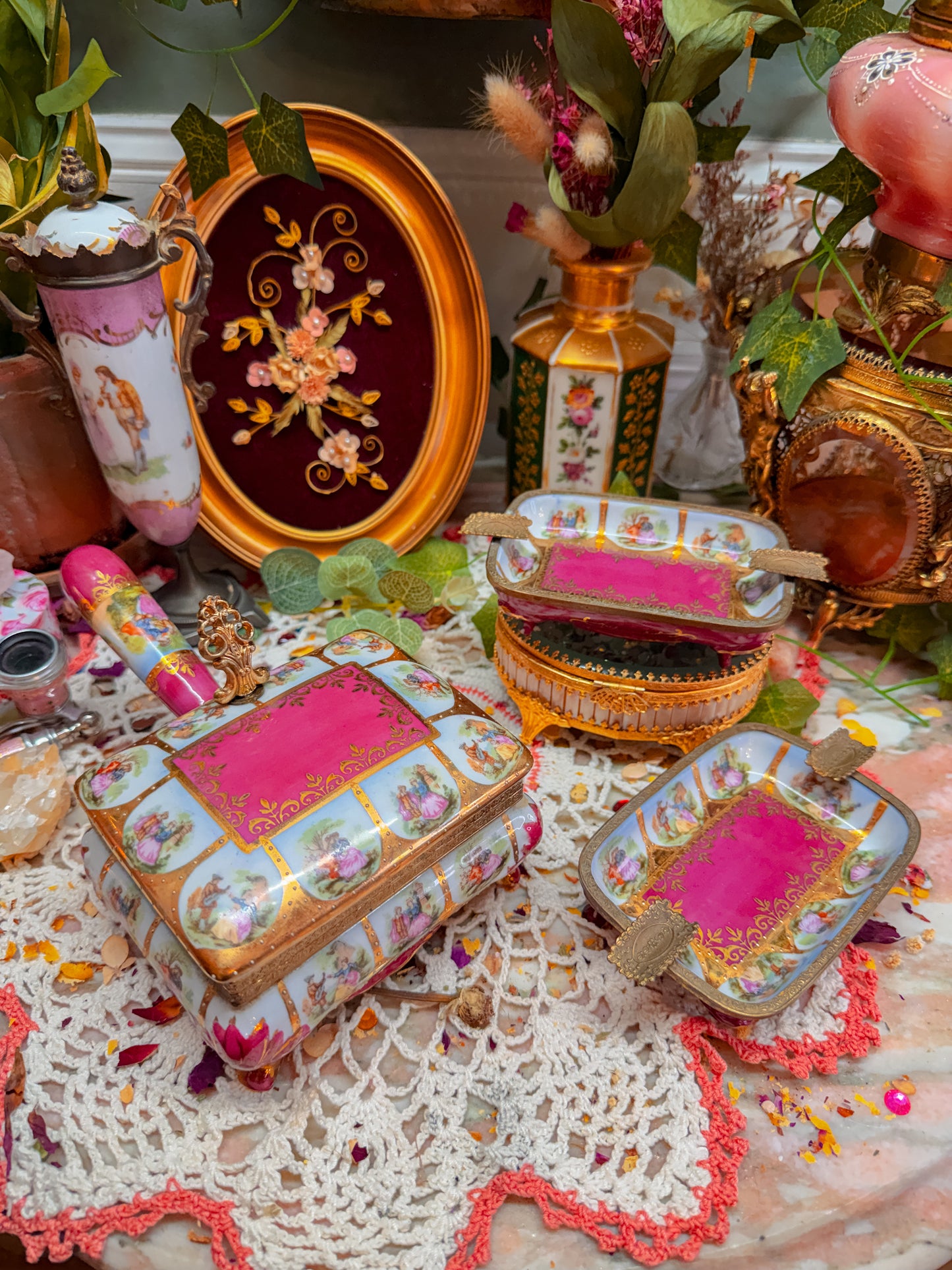 French Limoges handled stash and ashtrays set✨