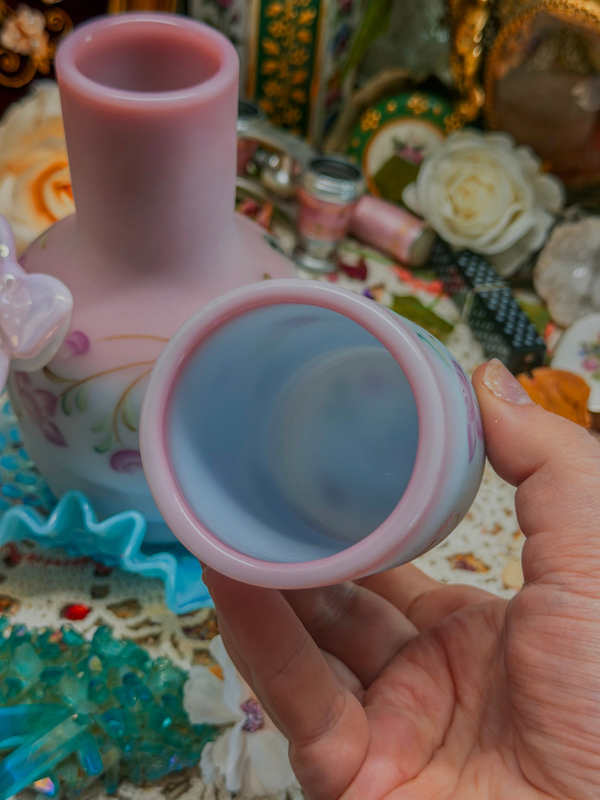 RARE limited edition Burmese Fenton set!!!✨