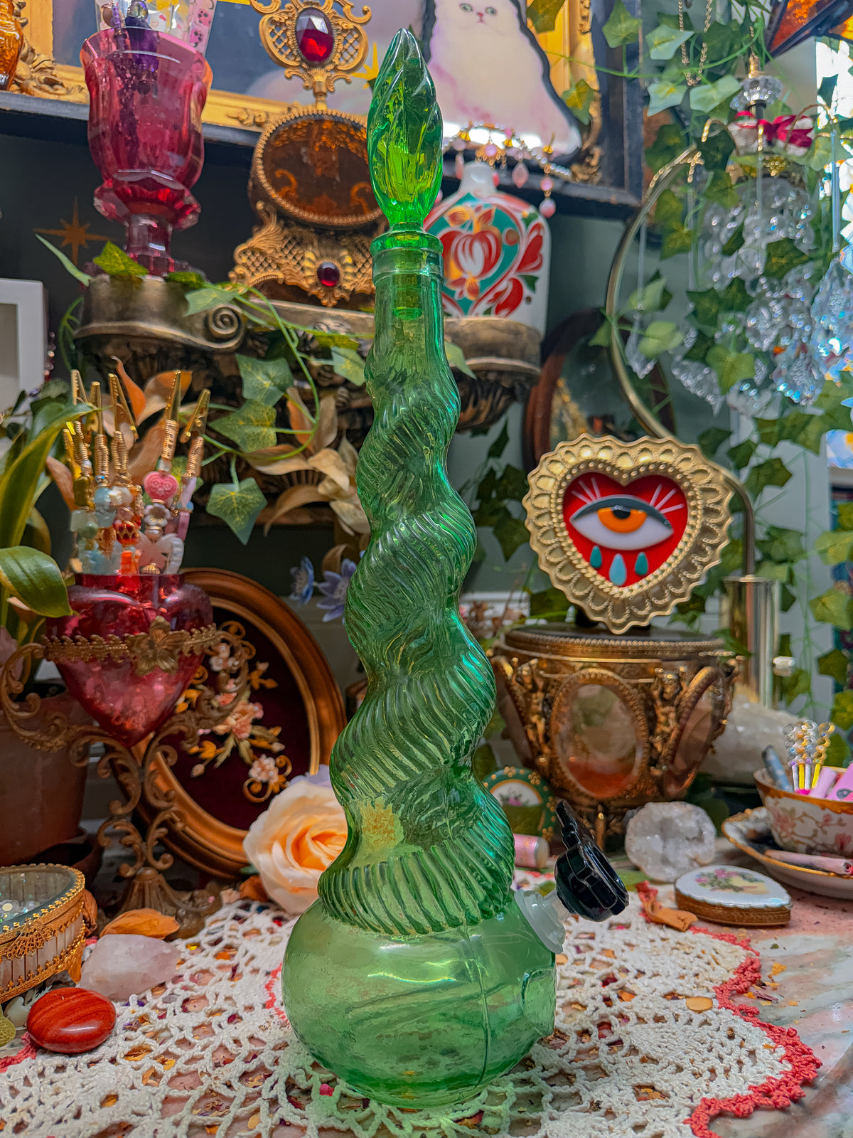 16.5 inch snake bong🕷️