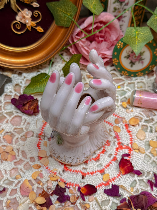 Lefton 3D Floral Hand Ashtray Purple✨