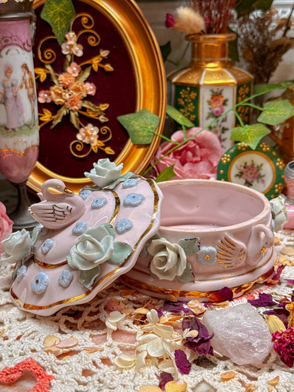 Swan 3D Floral Stash✨