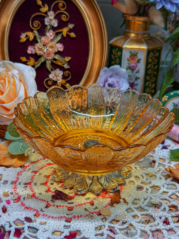Amber floral ashtray✨