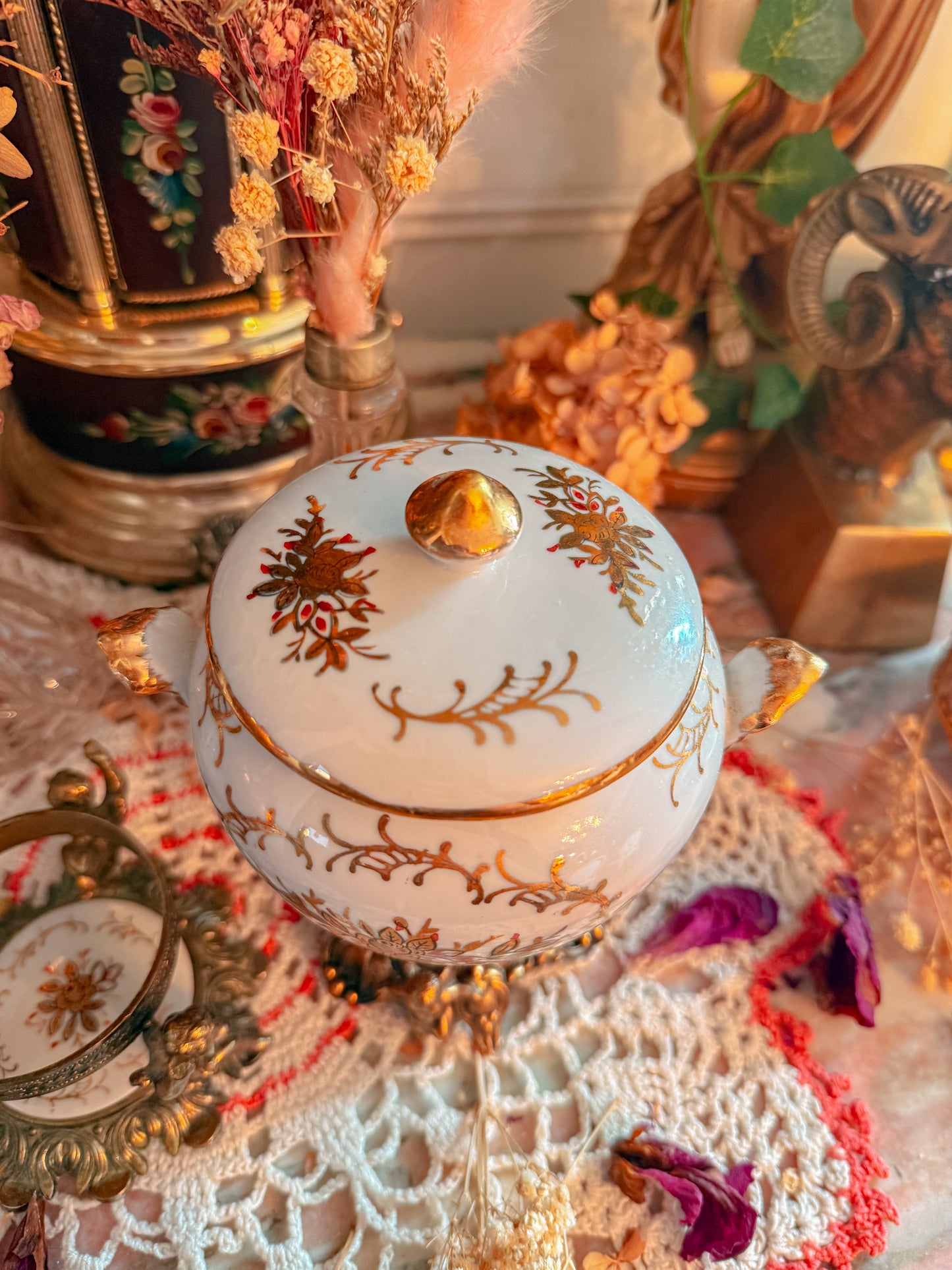 24k gold porcelain and brass set✨