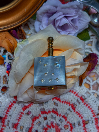 Silent butler Pocket ashtray with MOP and rhinestones✨