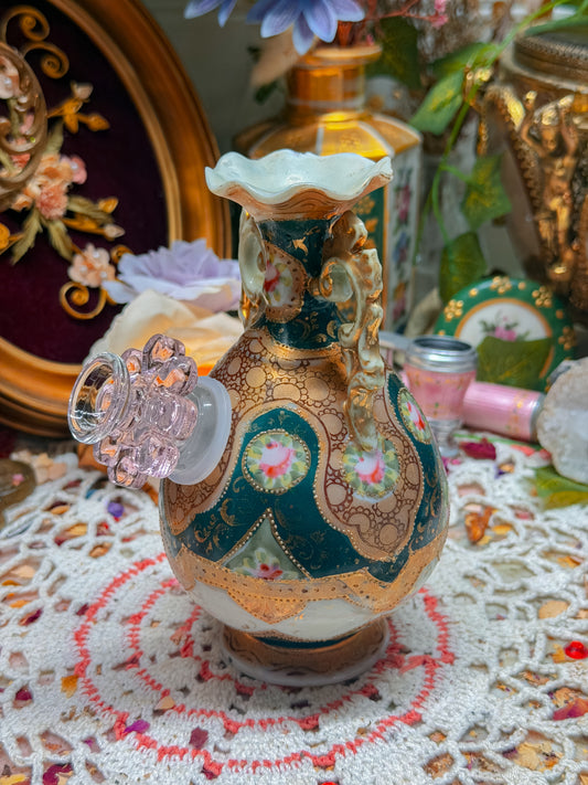 Nippon floral Victorian bong✨