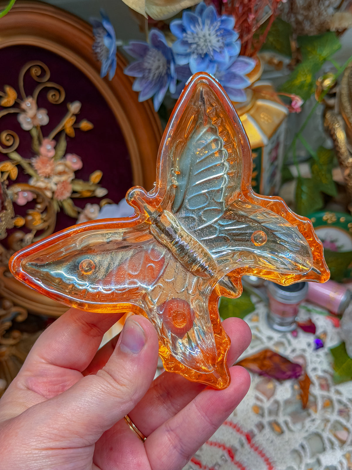 Carnival glass butterfly ashtray✨
